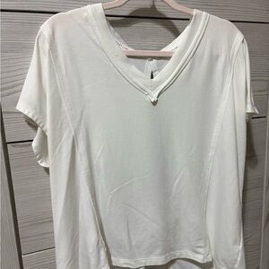 Source Unknown White Short Sleeve Tee